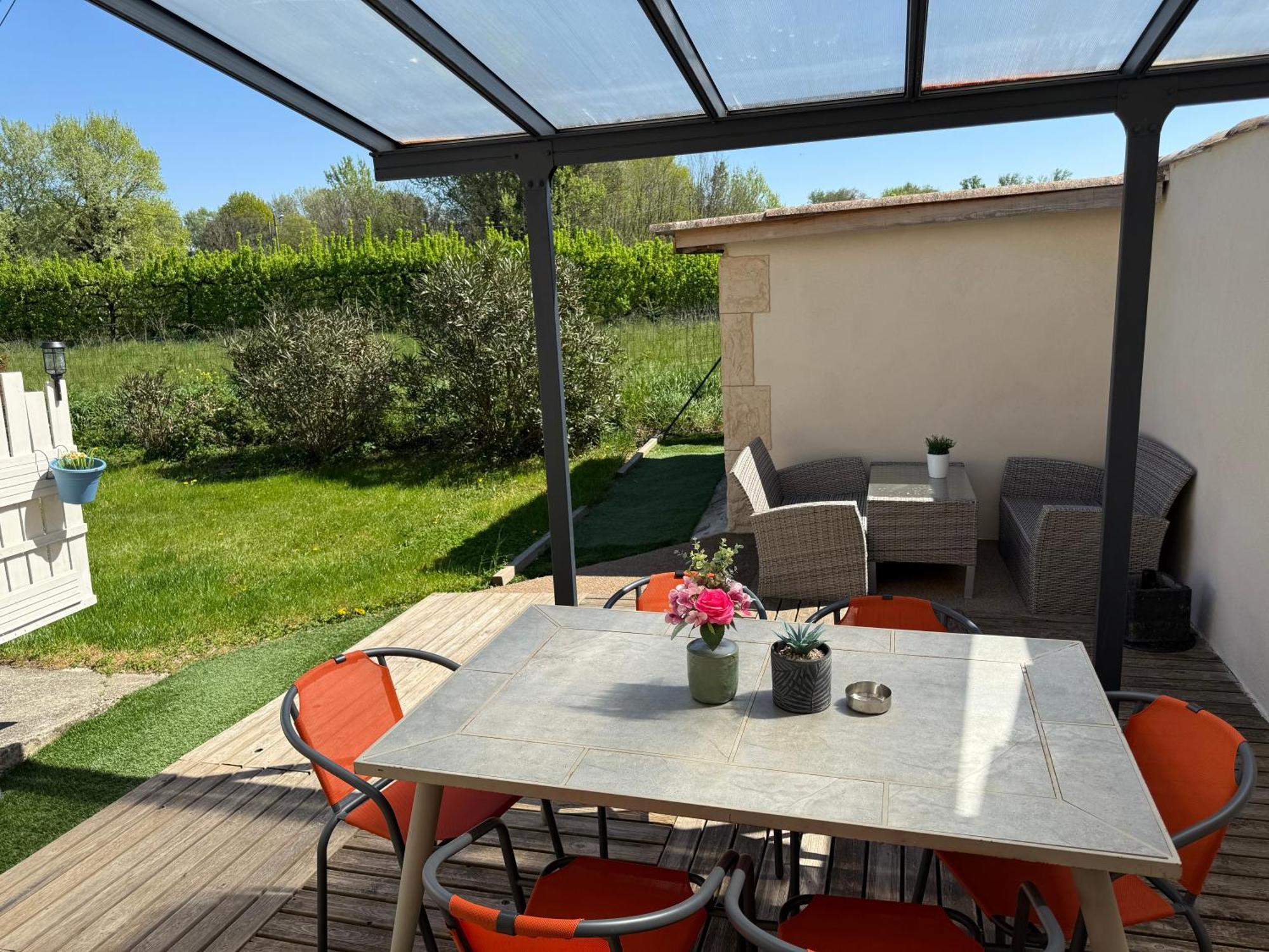 Au Calme, Confortable Avec Terrasse Le Pouzin Eksteriør bilde